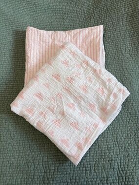 Receiving blankets